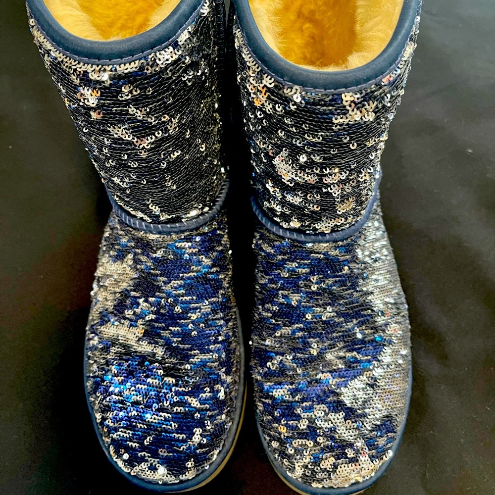 Barely used, like new Ugg boots